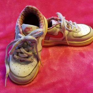 Girl's Pink Nike Force 1 Sneakers (sz 7)